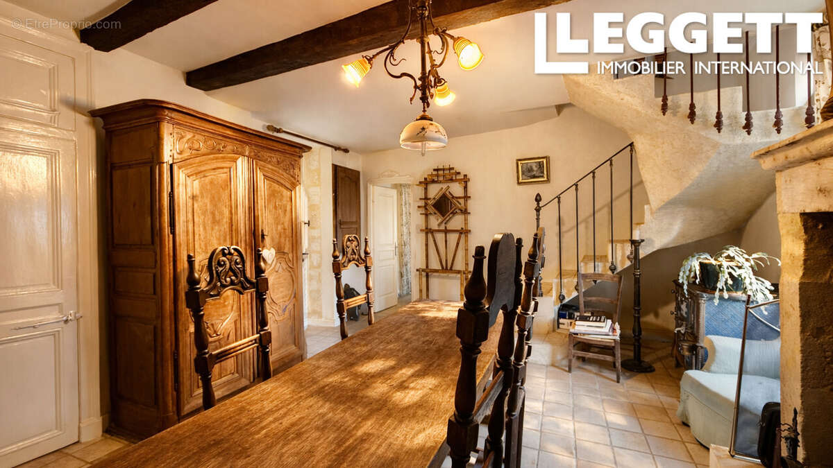 Maison à SAINT-CYPRIEN