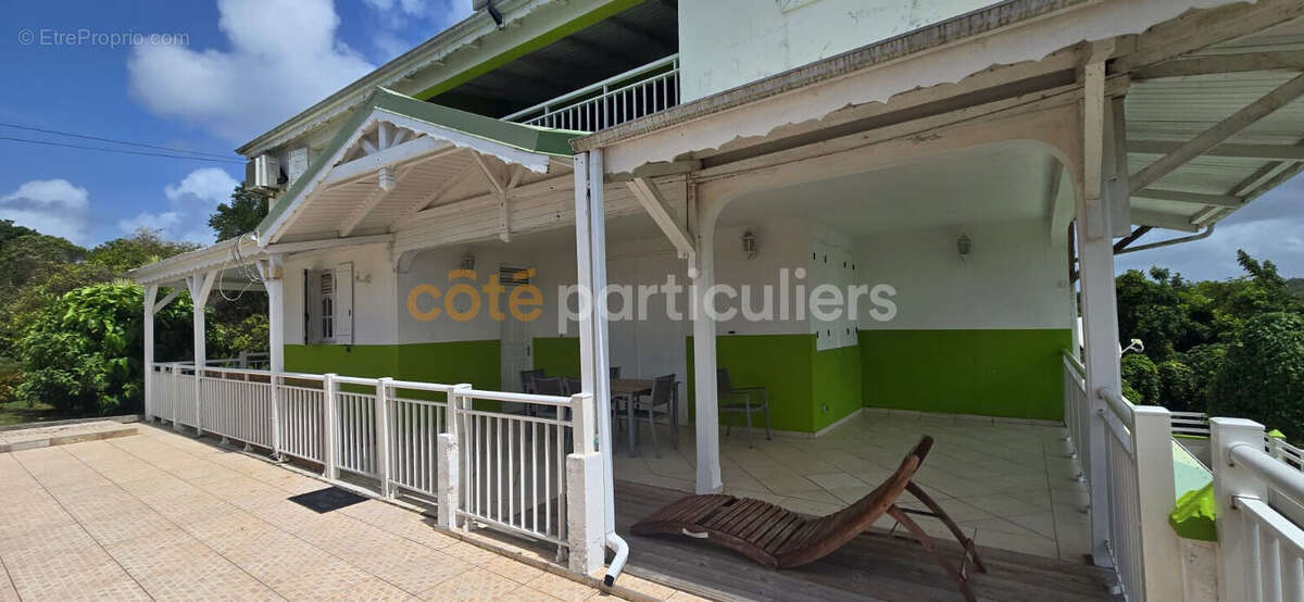 Ensemble immobilier à fort potentiel Sainte Anne 16 pièce(s) 390 m2 - photo 9