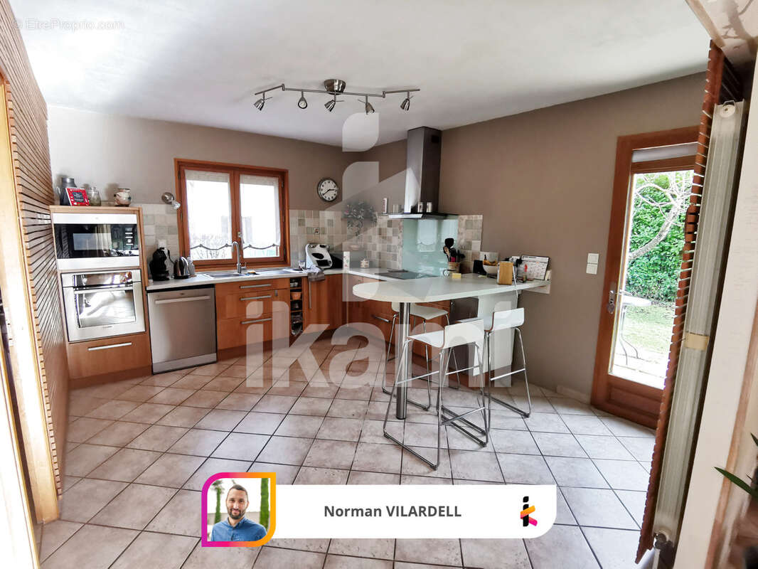 Maison à MONESTIER-DE-CLERMONT