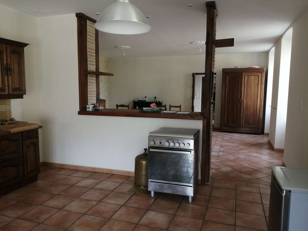 Maison à MONTBOYER