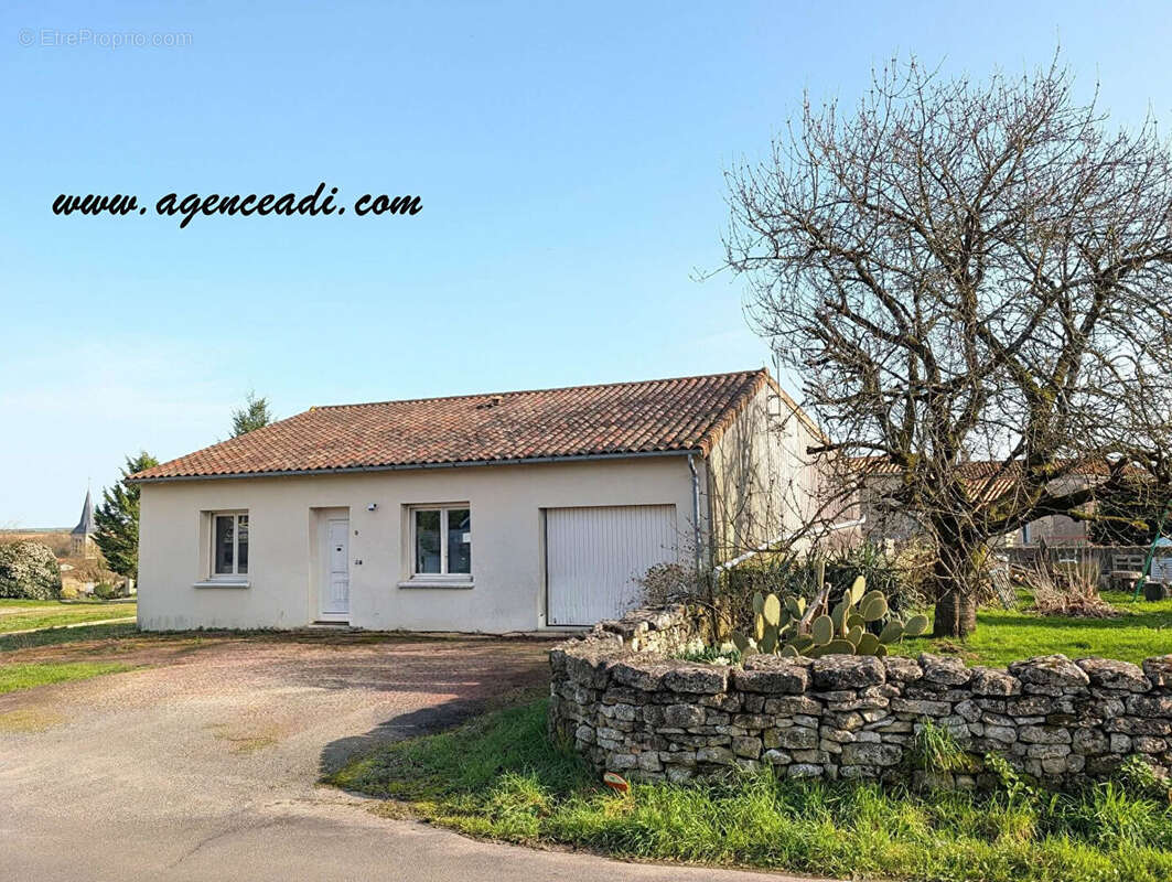 Maison à SALLES