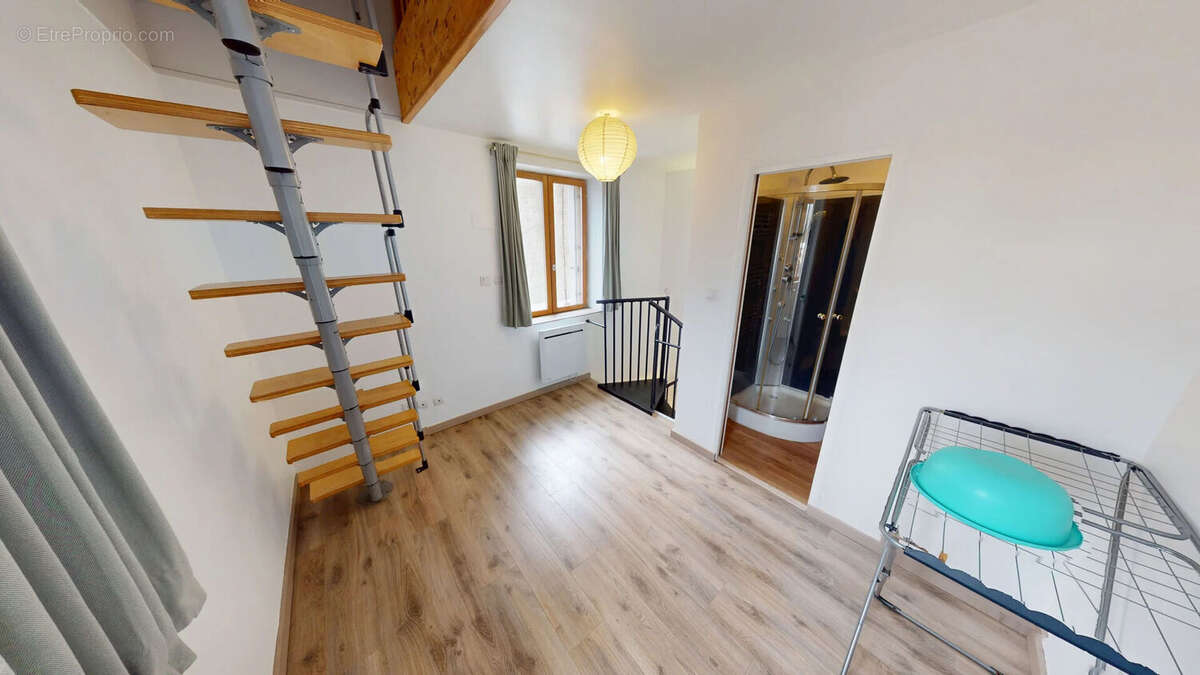 Maison à DOMENE