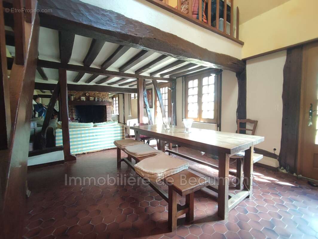 Maison à BEAUMONT-LE-ROGER