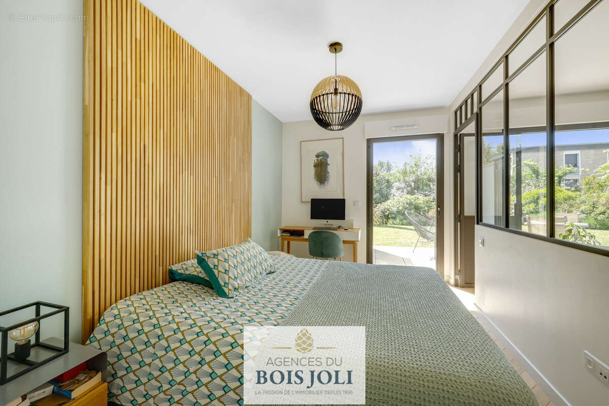 Appartement à ISSY-LES-MOULINEAUX