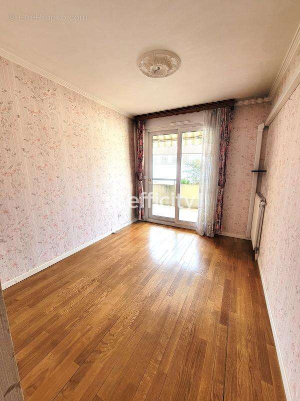 Appartement à LYON-4E