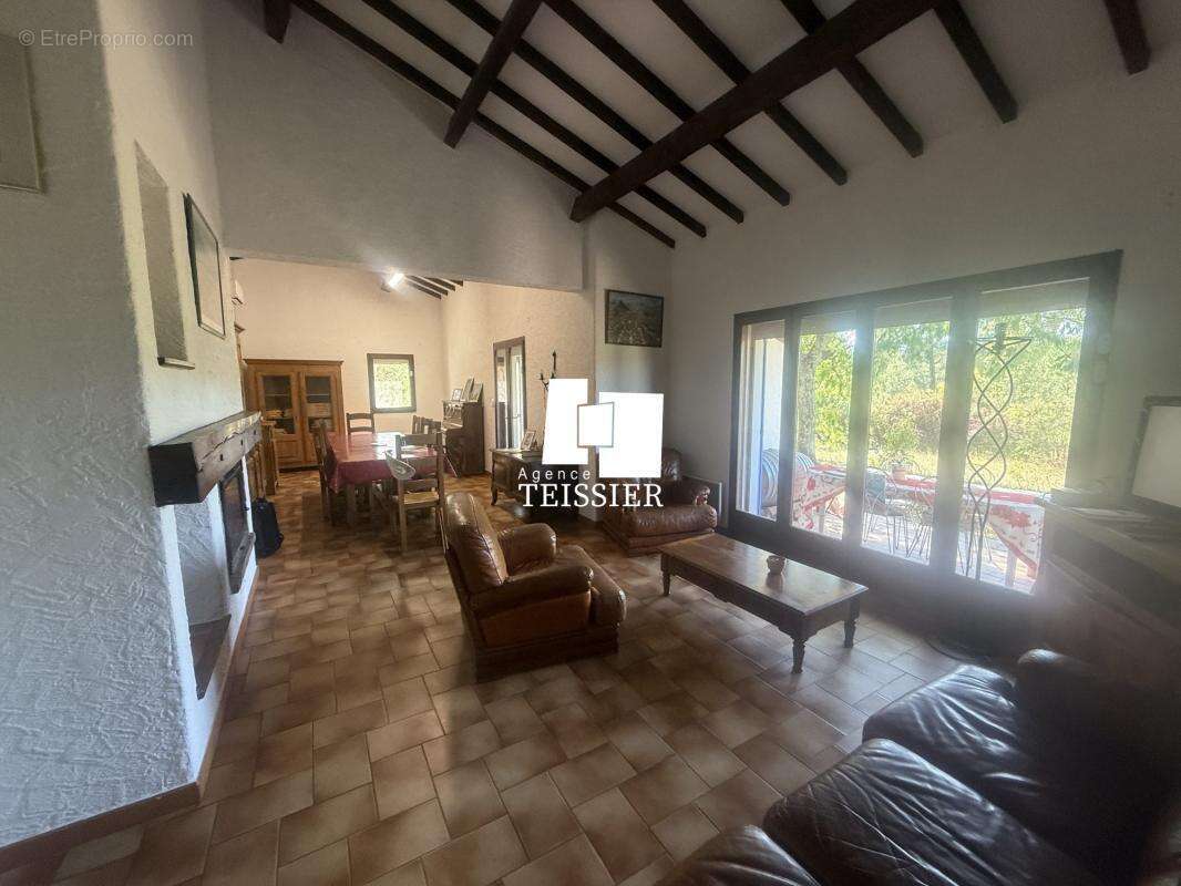 Sud Ardèche : 07260 Rosieres, Villa avec piscine sur 6800 m² - photo 30