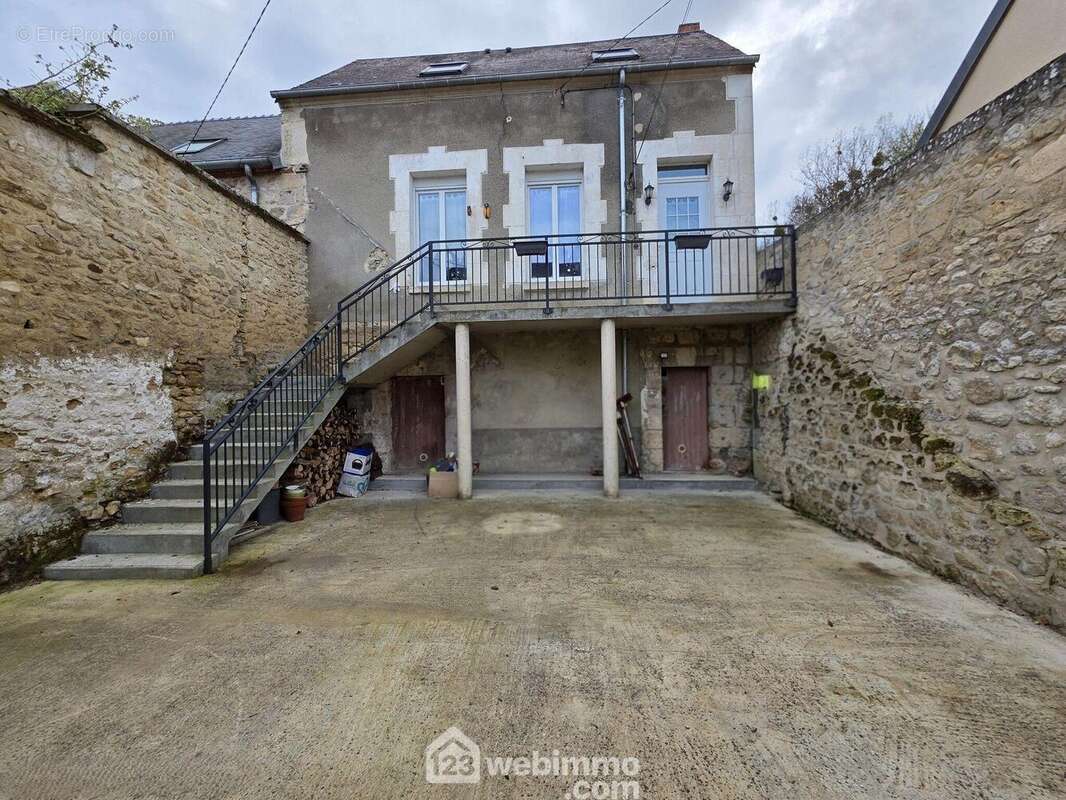 Maison de 98m² pleine de charme proche Fismes - Maison à REVILLON