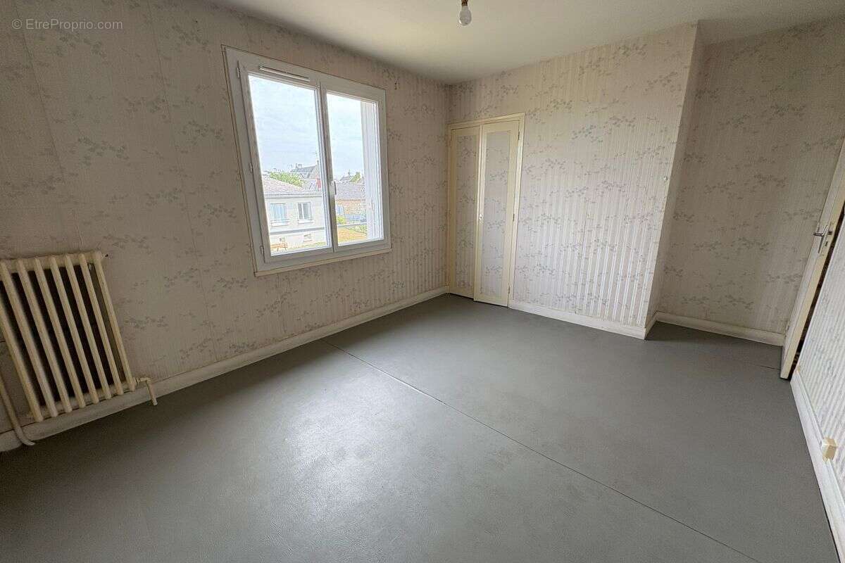 Maison à L&#039;ILE-BOUCHARD