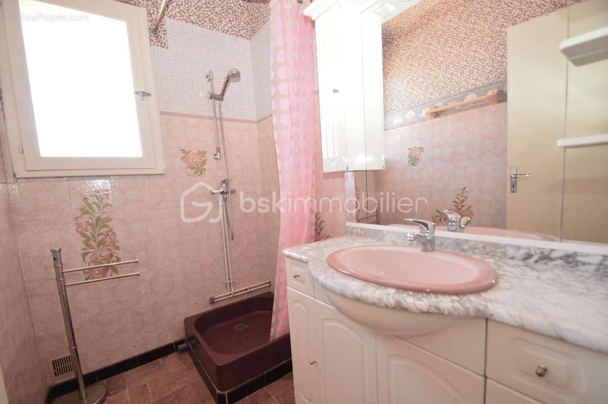 Opportunité rare : maison de 4 appartements indépendants proche de la mer - photo 21