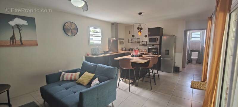 Maison à SAINTE-ROSE