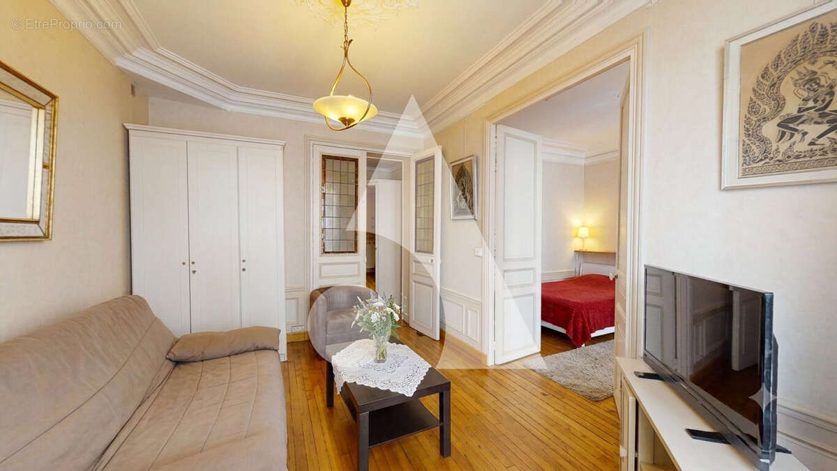 Charme et authenticité au coeur de La Garenne-Colombes - 2 pièces 50 m² - photo 3