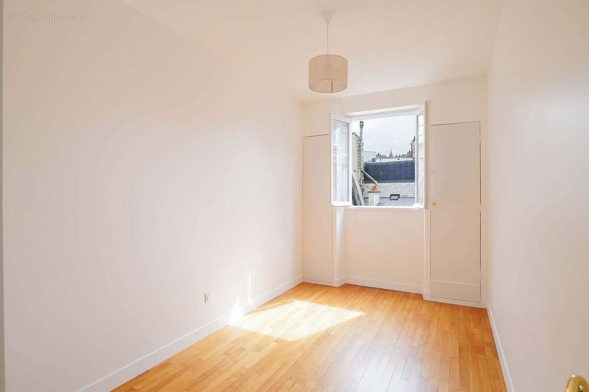 Photo 9 - Appartement à PARIS-8E