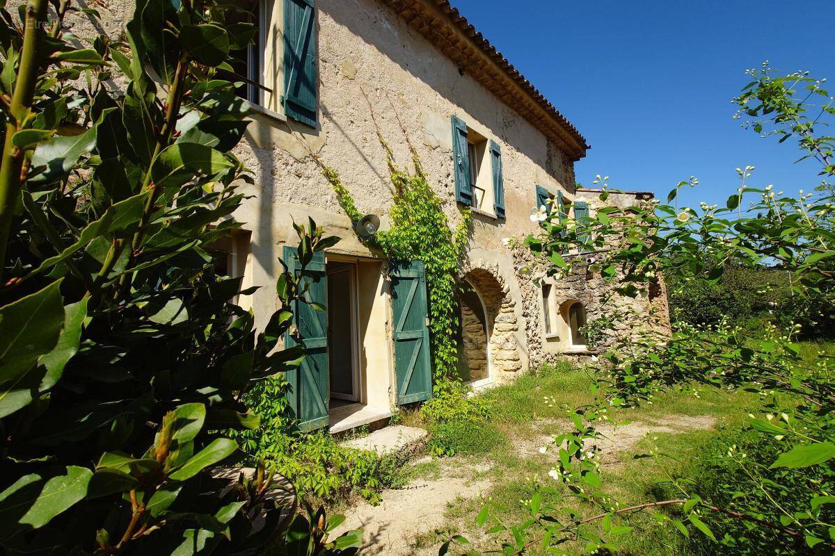 Maison à SALERNES