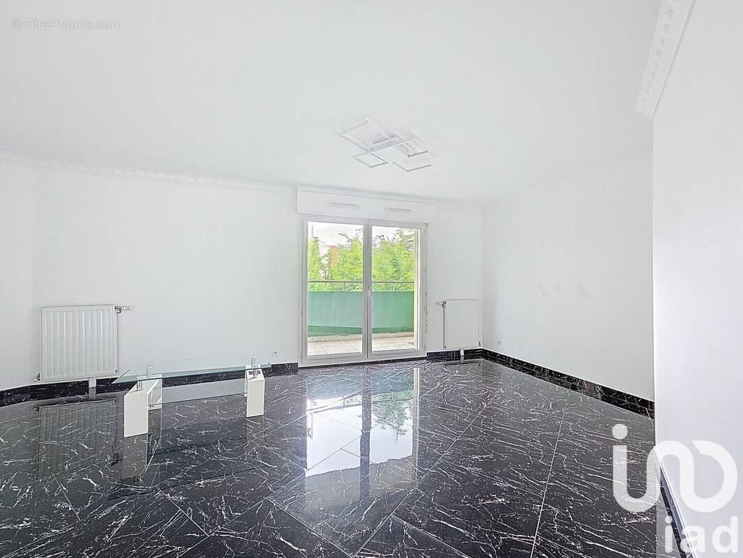Photo 1 - Appartement à VALENTON