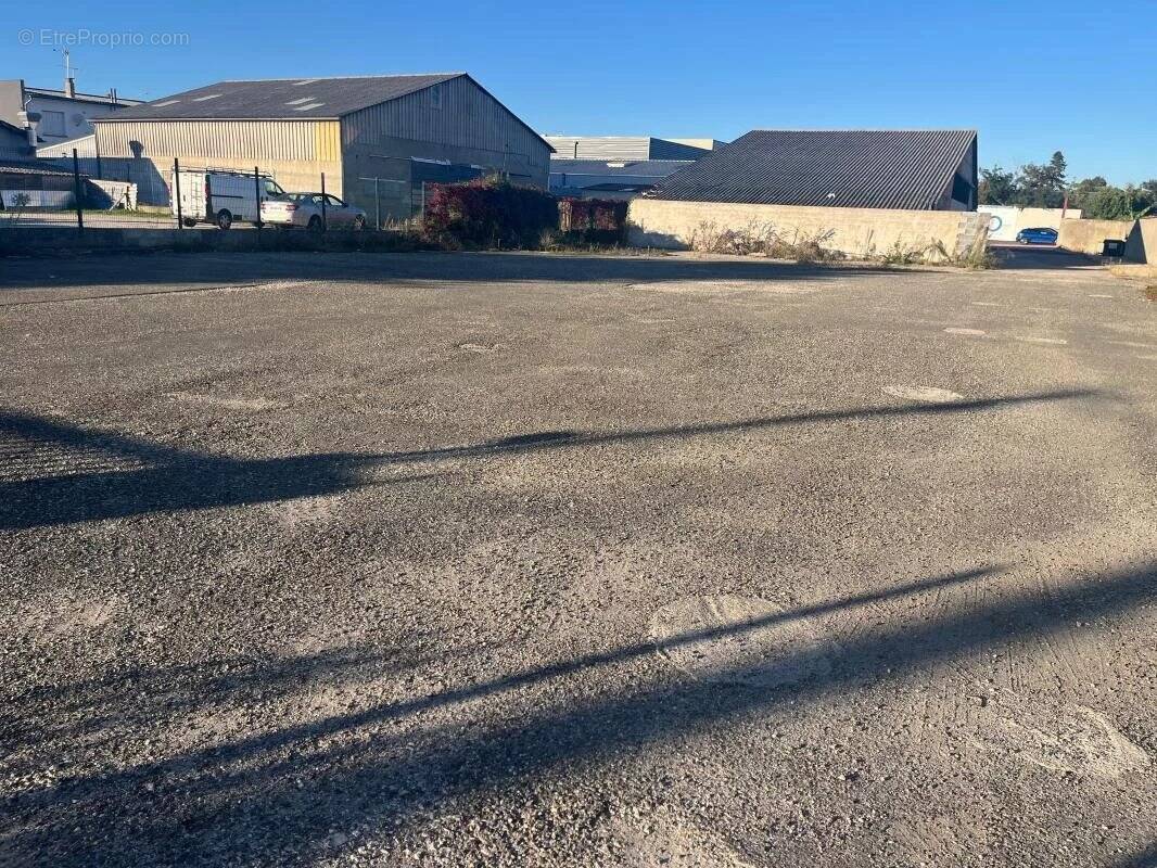 Terrain à MONTAUBAN