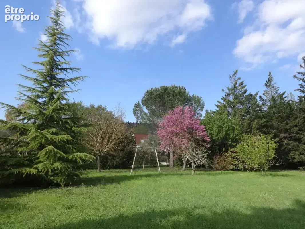Villa d architecte sur terrain arboré de 1600 m2 avec piscine - photo 3