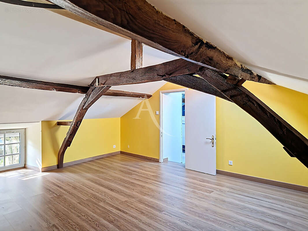 Maison à DOUE-LA-FONTAINE