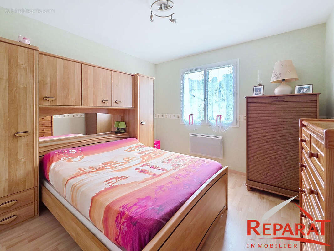 Maison 99 m² à Ayen  - photo 6