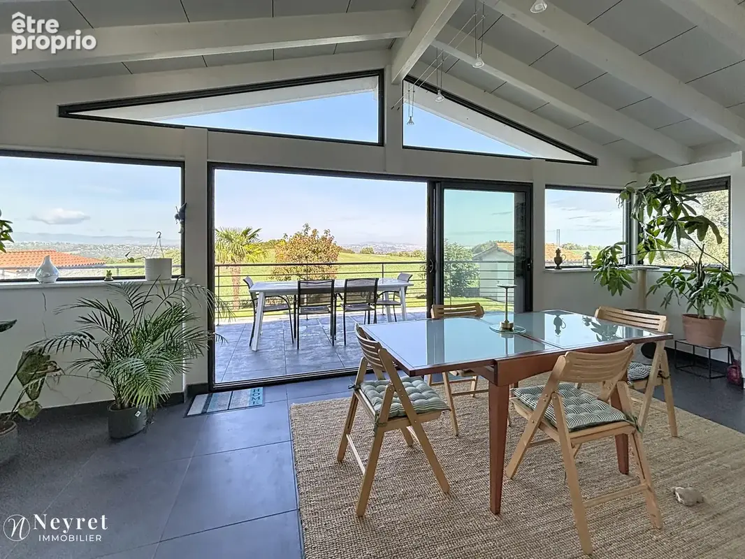 Maison 135 m2   Vue panoramique Lyon   Piscine   Terrain 1 000 m2   DPE B - photo 13