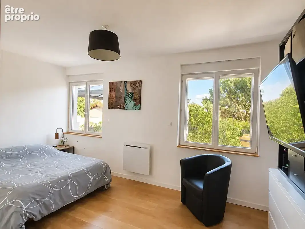 À Saint-Cybard, une maison rénovée pour simplement profiter - photo 12