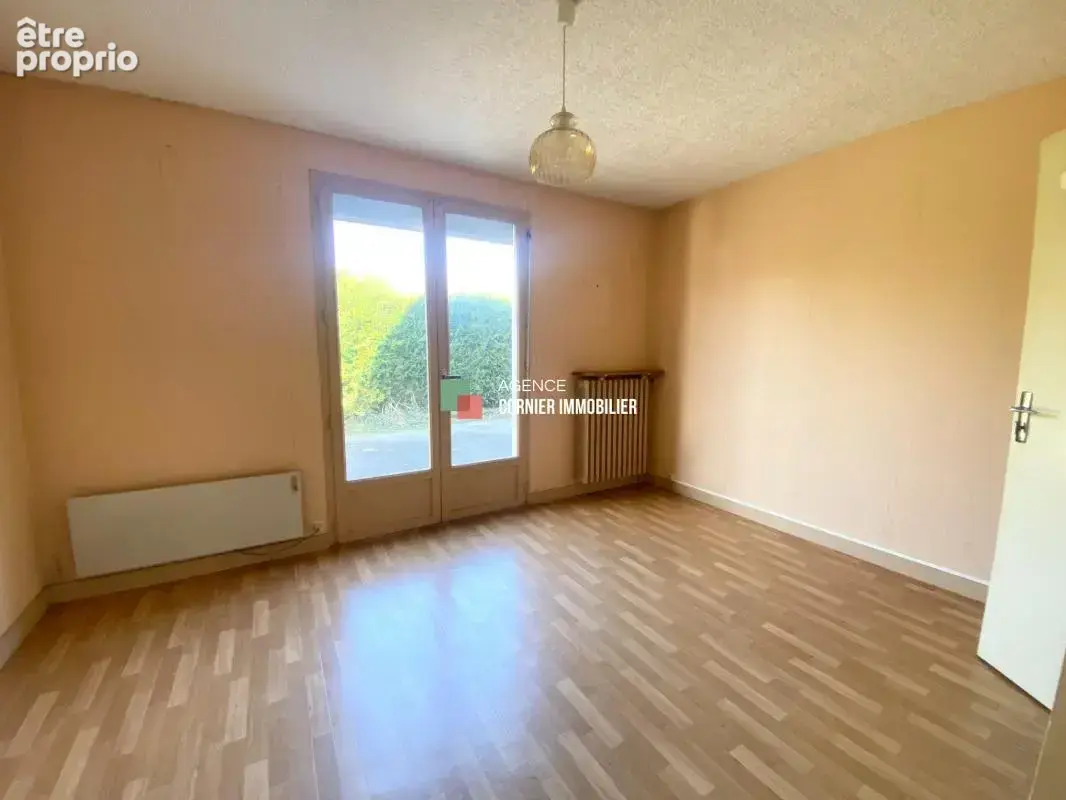 NOYAL SUR VILAINE - Maison de caractère de 113m² - photo 6