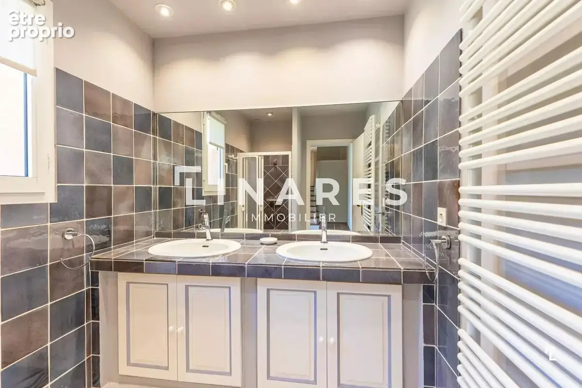 Le mas fontaine - maison de 344m2 - 13100 - saint-marc-jaumegarde - photo 11