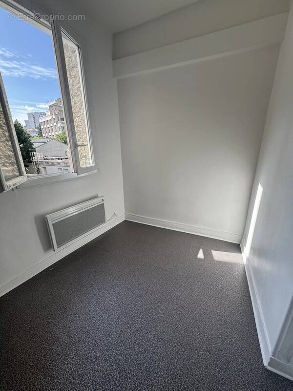 Appartement à PARIS-19E