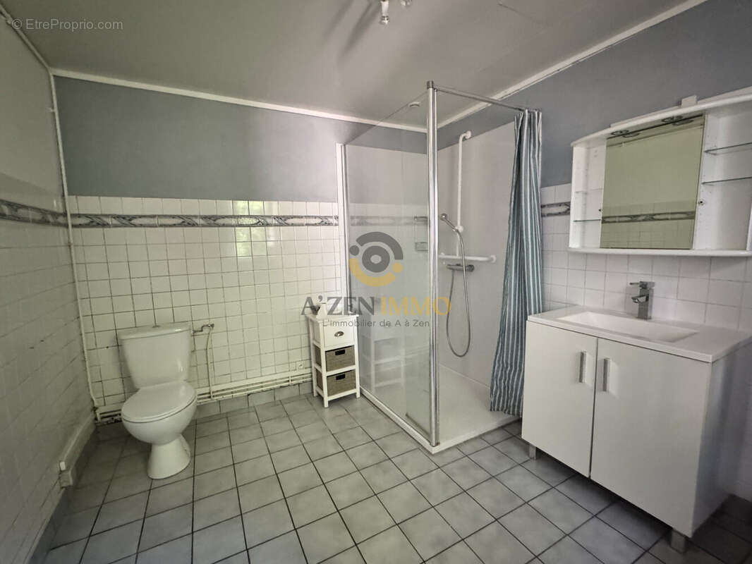 Maison à VERNOUX-EN-GATINE