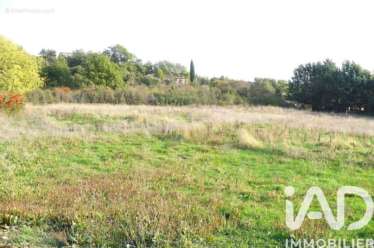 Photo 1 - Terrain à PIERREVERT