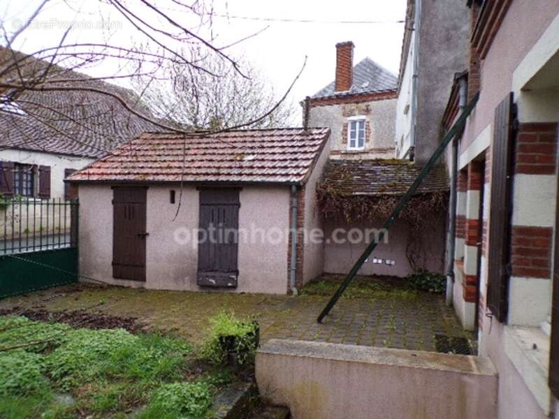 Maison à SAINT-GONDON