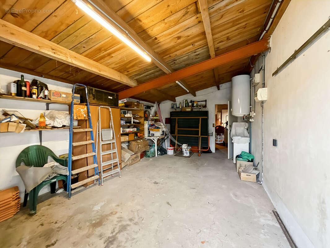Maison T3 avec garage de 40 m² à seulement 250 mètres du Super U - photo 13