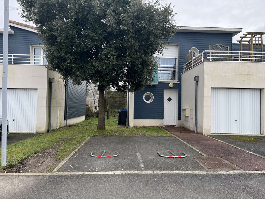 Parking à LA ROCHELLE