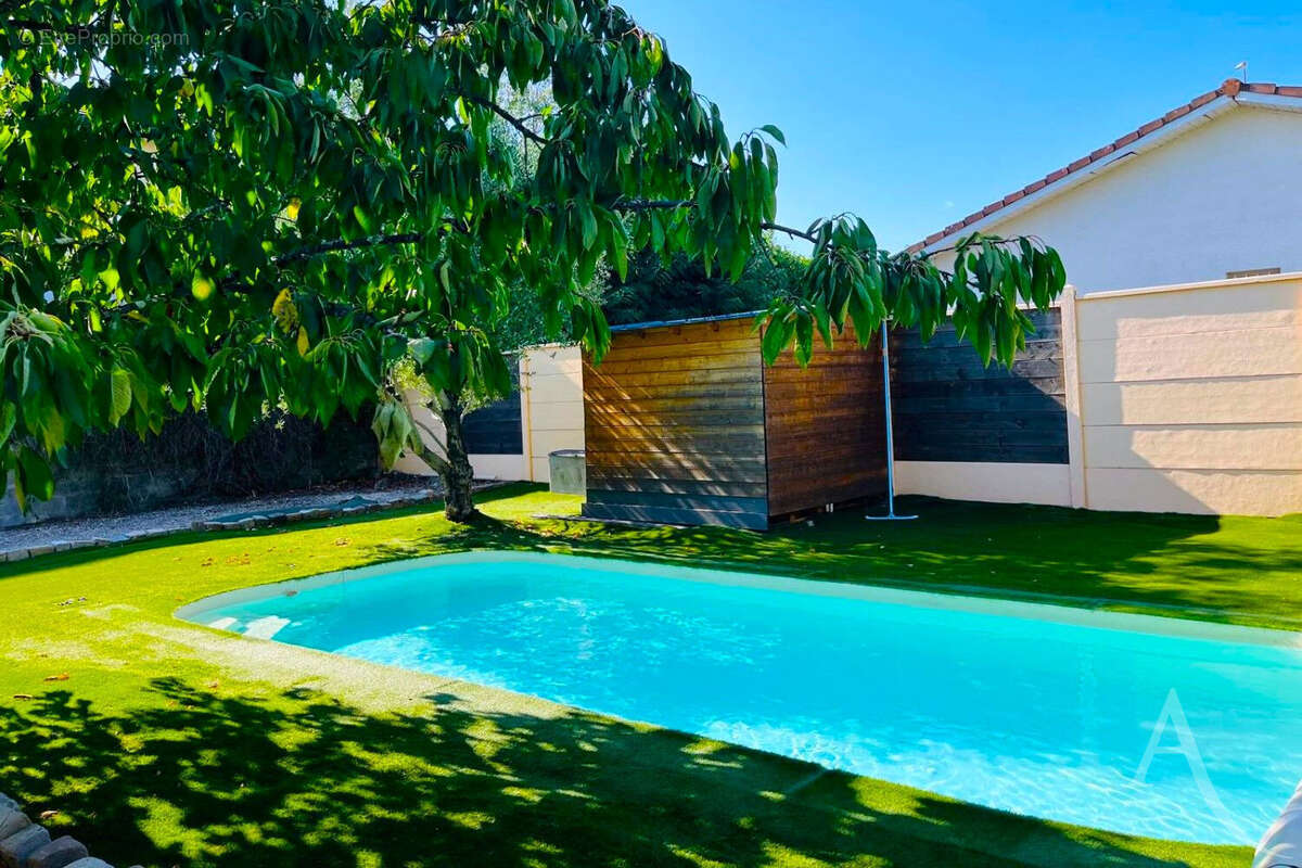 Maison Villenave d'Ornon - 5 pièce(s)  avec piscine et double garage - photo 2