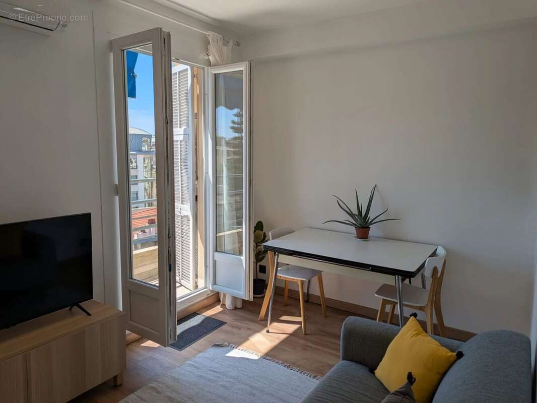 Appartement à NICE