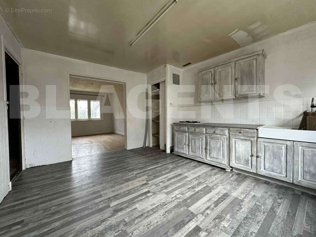 ac961f7a-ec86-4dd9-b064-cdb6fcd80b3c - Maison à BEAUMONT-EN-ARGONNE