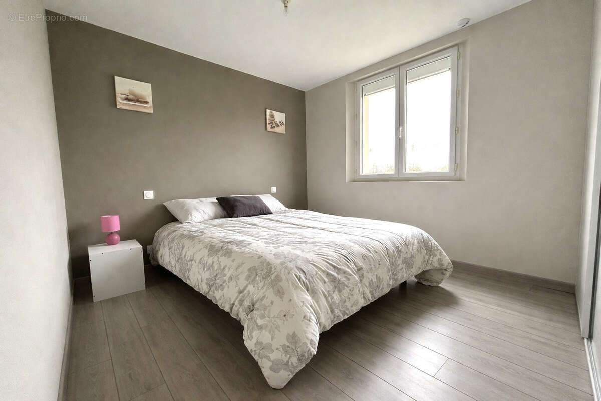 Maison à LA BOISSIERE-DE-MONTAIGU