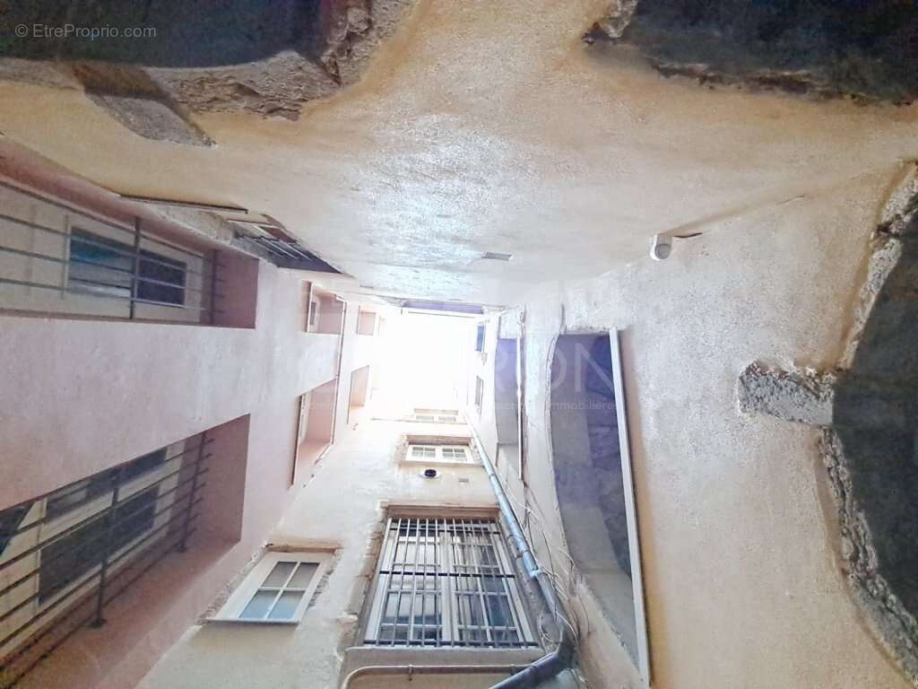 Appartement à LYON-5E