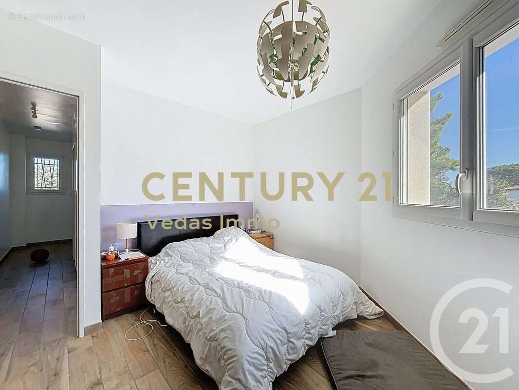 Maison à SAINT-JEAN-DE-VEDAS