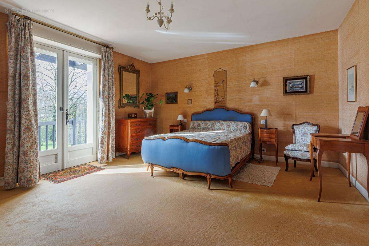 Maison à PEYREHORADE