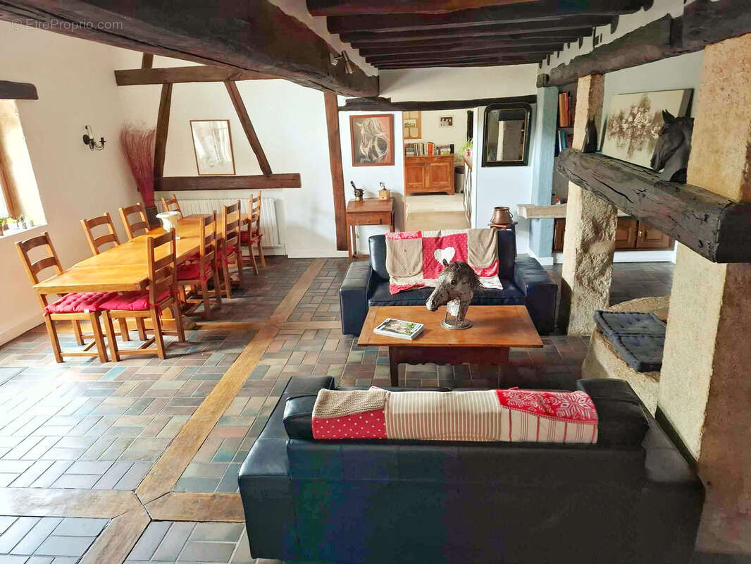 Maison à VIRIAT