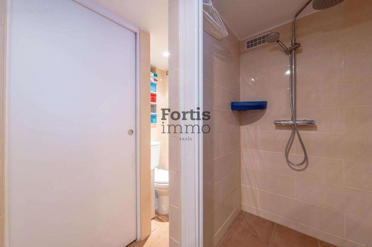Appartement à PARIS-2E
