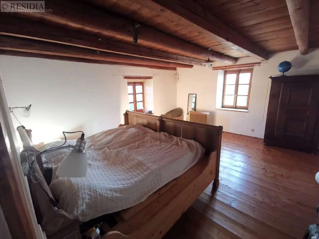 Maison à VOVRAY-EN-BORNES