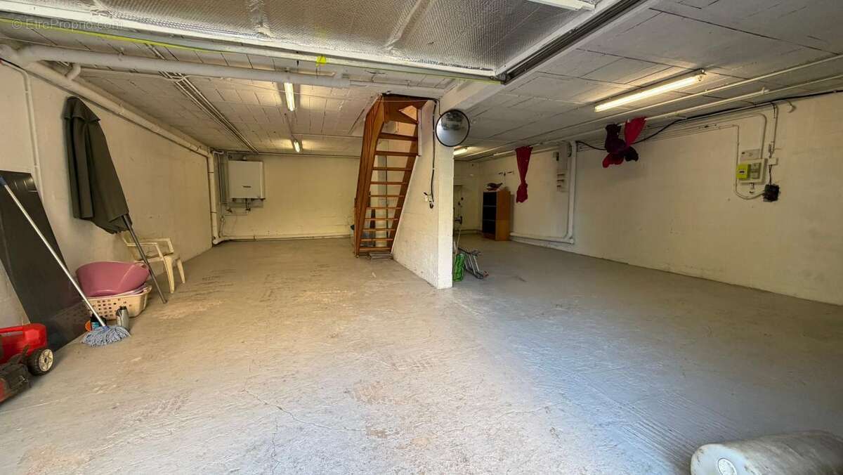 exclusivité NEUILLY PLAISANCE Maison individuelle, 5 chambres, 700 m² de terrain À Vendre - photo 20