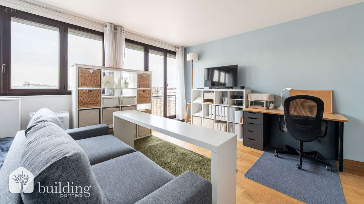 Appartement à NEUILLY-SUR-SEINE