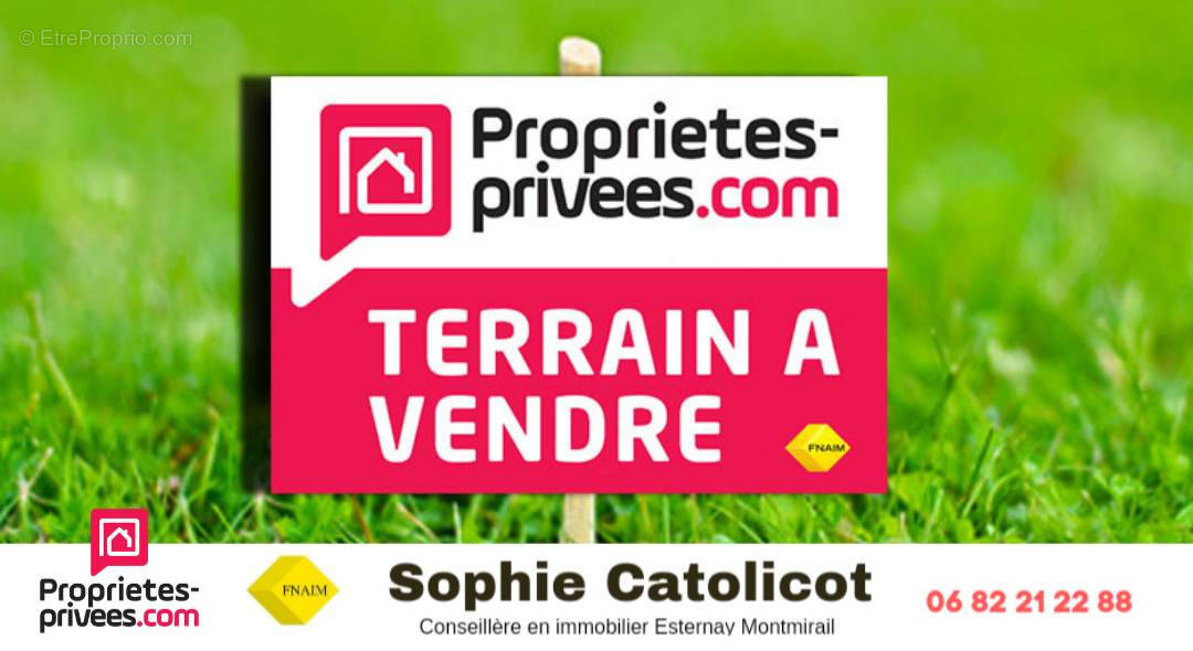 Terrain à MECRINGES