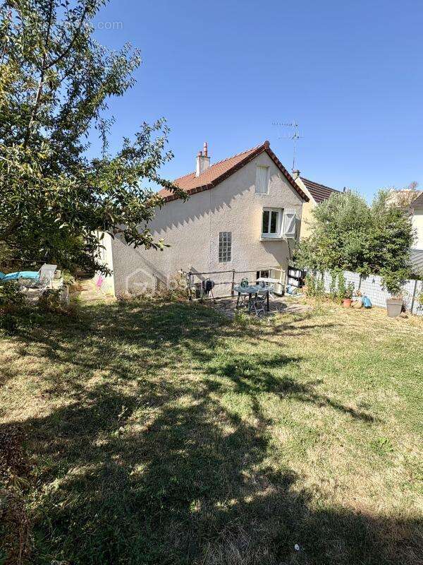 Maison au calme en plein coeur de Prémartine - photo 2