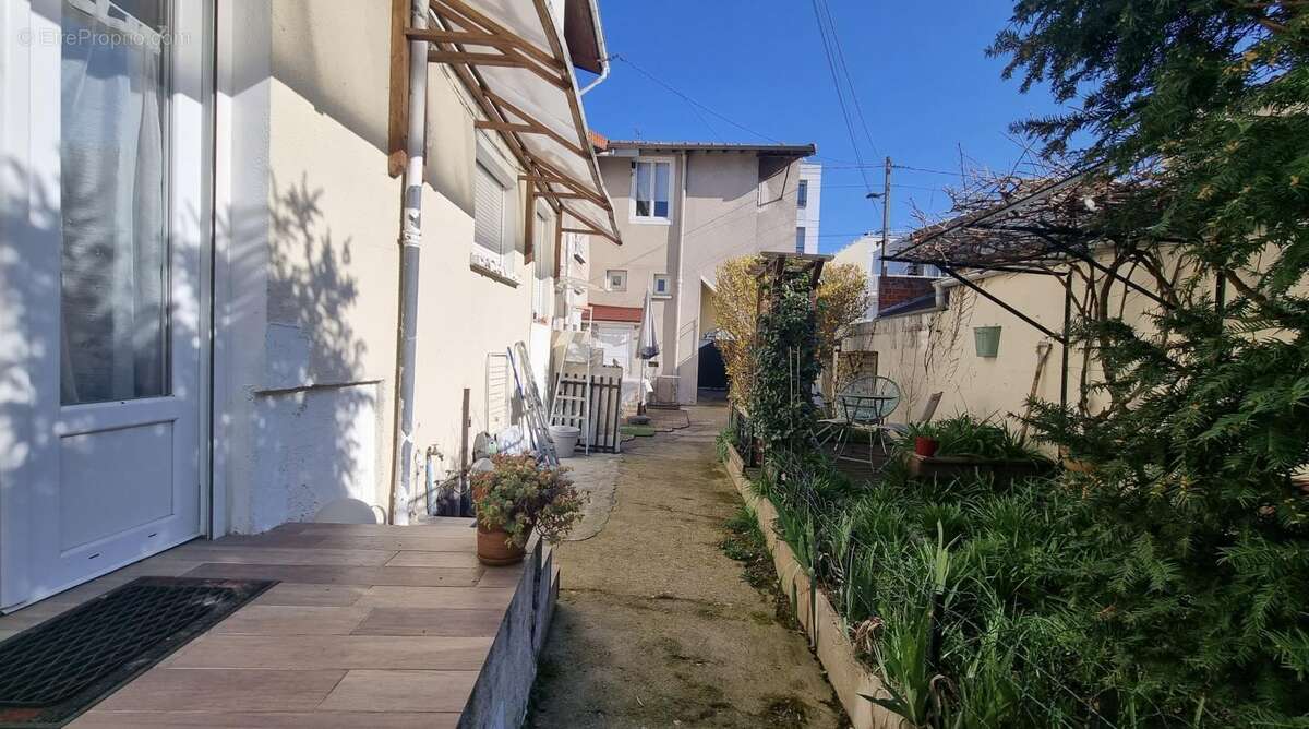 Maison à CHAMPIGNY-SUR-MARNE