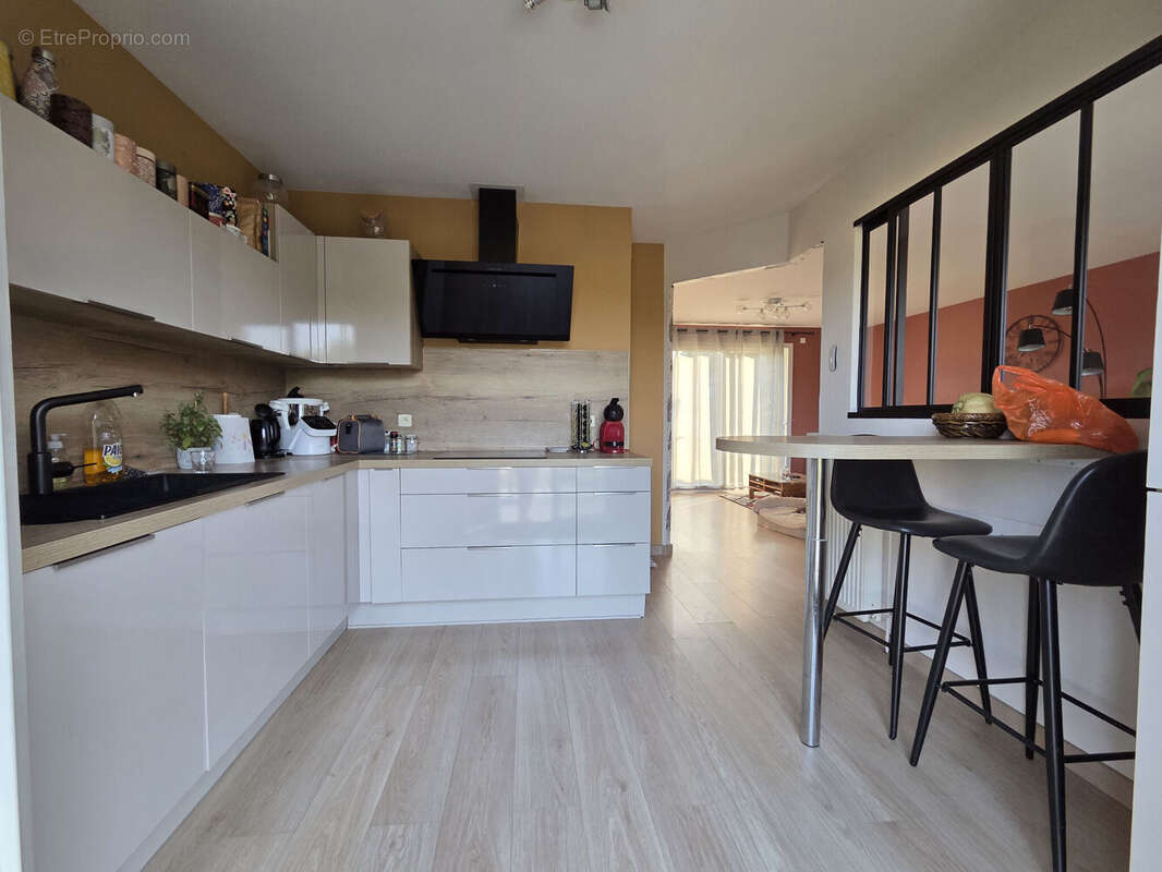 Photo 8 - Maison à LE PALAIS-SUR-VIENNE