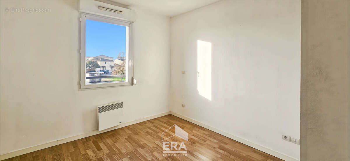 Appartement à PAREMPUYRE
