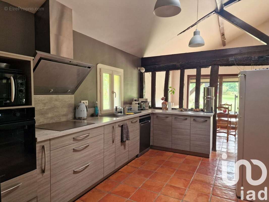 Photo 4 - Maison à UCHACQ-ET-PARENTIS